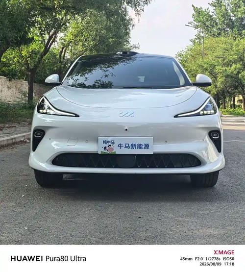 2025款智己ls6二手车,新势力豪华经典隽永,底价16.58万